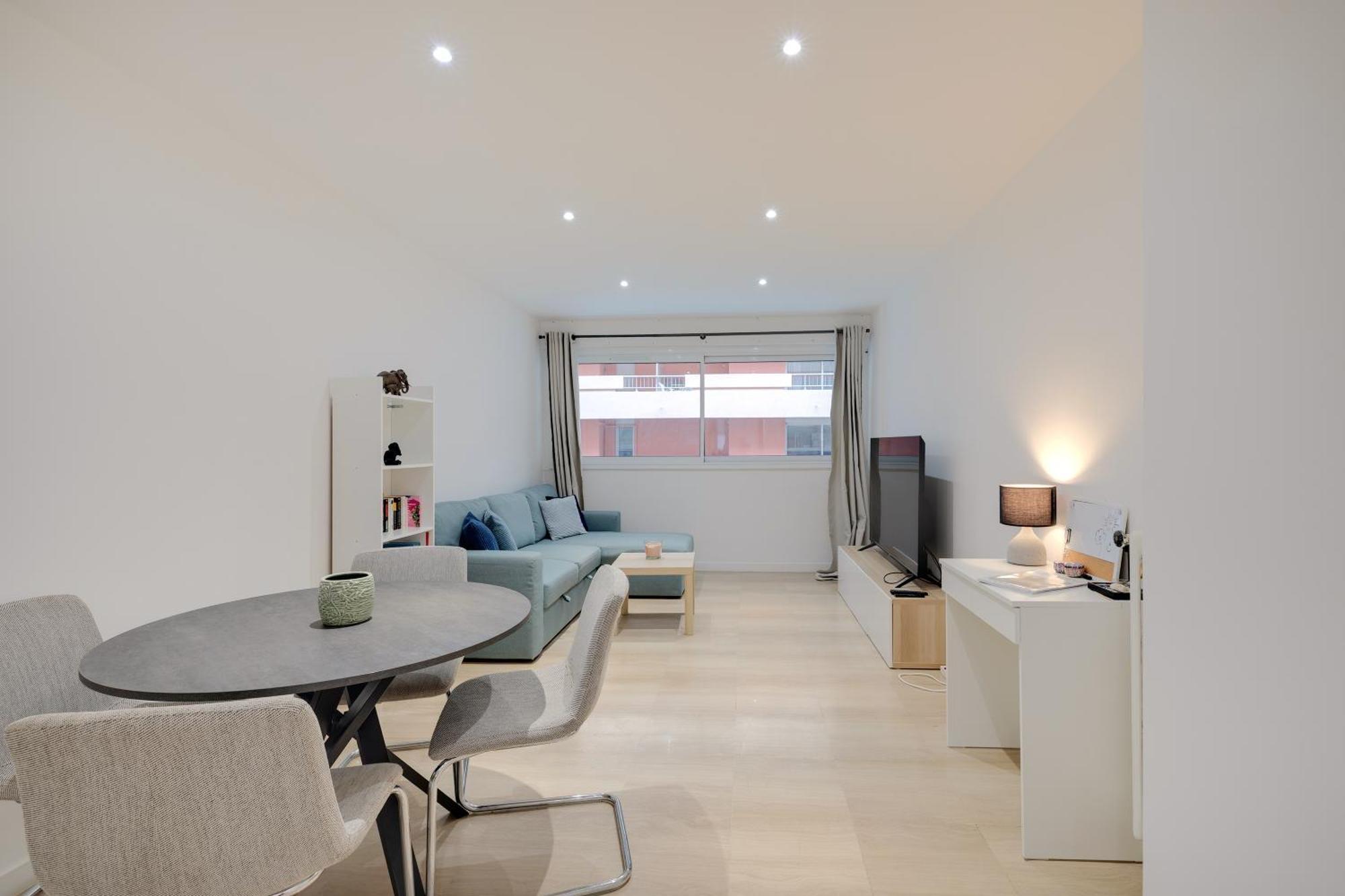 Newly Renovated Charming Downtown Apartment Antibes Eksteriør bilde